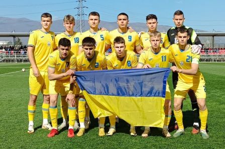 Дубль Пономаренка приніс Україні перемогу над Латвією в еліт-раунді Євро-2024 (U19)