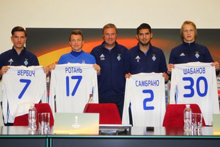 Dynamo present new players