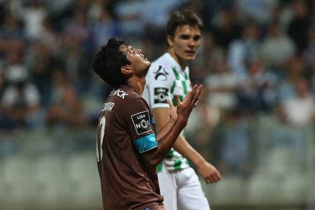 «Порту» не удержал победу в матче с аутсайдером в чемпионате Португалии