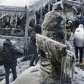 Valeriy Lobanovskyi Monument. Rescue