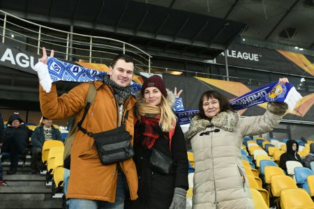Підтримка і турбота: «Динамо» запросило на матч уболівальників із Харкова
