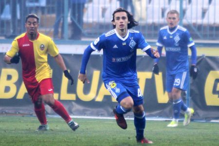 Mykola SHAPARENKO makes his debut for Dynamo