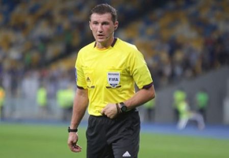 Yuriy Mozharovskyi – Olimpik vs Dynamo match referee