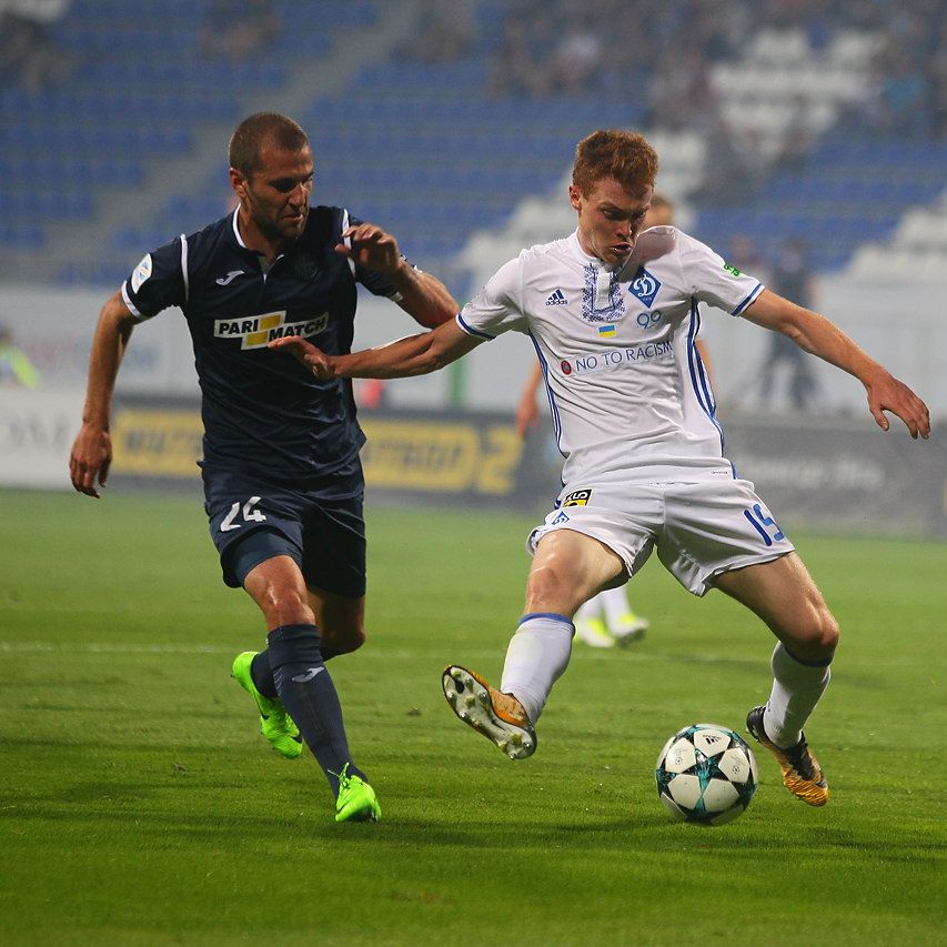 Viktor TSYHANKOV – UPL strikers’ competition leader