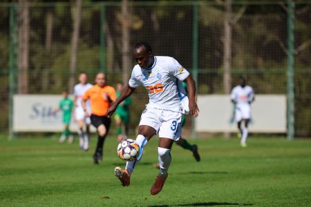 Самба Діалло виступатиме за «Рух» на правах оренди