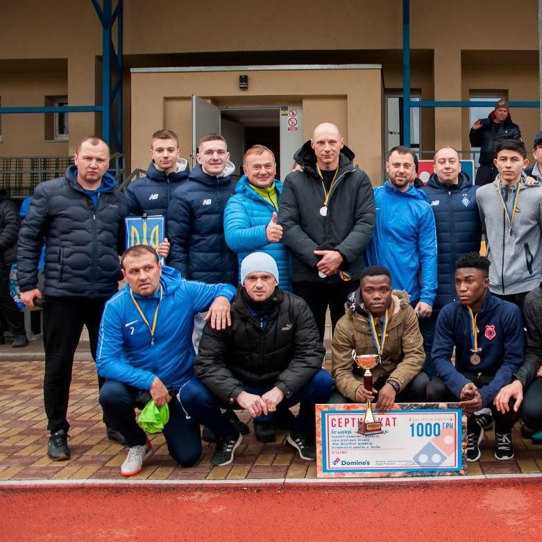 Артур Ващишин і Володимир Бражко нагородили найкращі аматорські команди Деснянського району