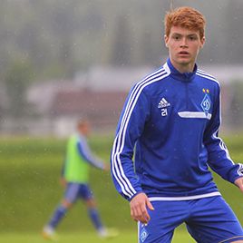 Viktor TSYHANKOV joins the White-Blues