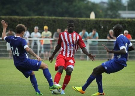 Escobar and Bertoglio make their debut for Evian