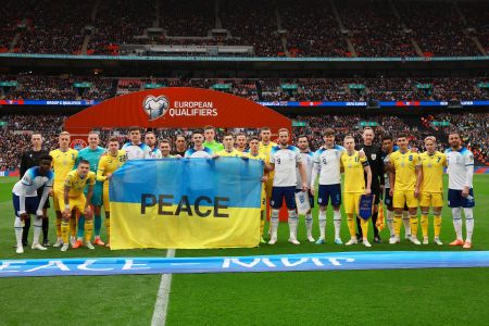 Karavayev and Buialskyi feature for Ukraine against England