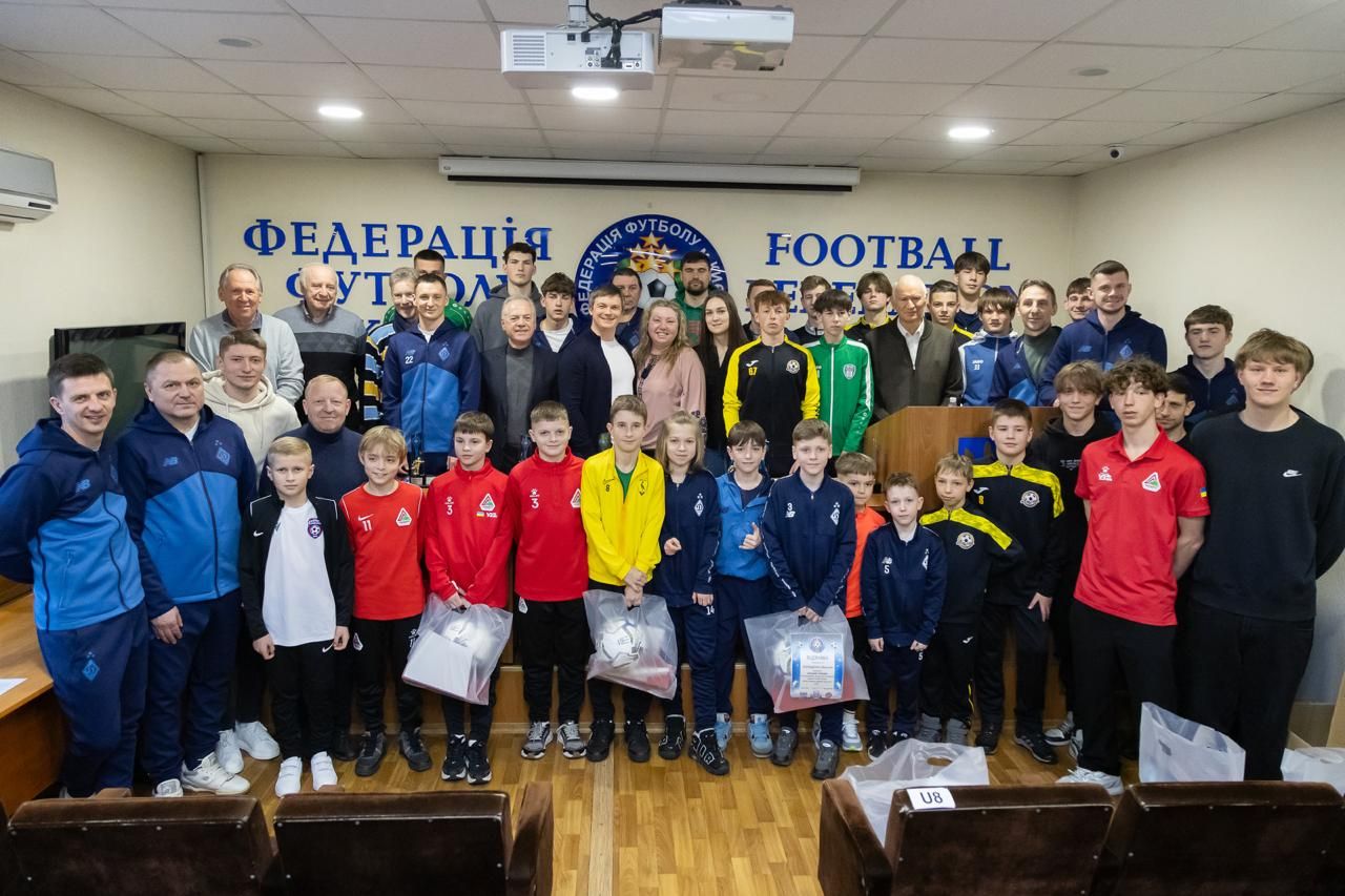 Динамівці - серед найкращих гравців та тренерів футбольного сезону 2024/2025