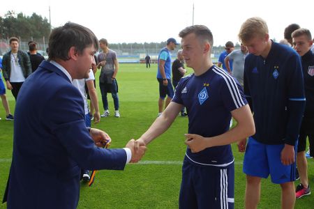 Dynamo U-19 get golden medals and champions’ cup