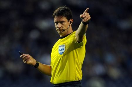 Dynamo – AEK: officials from Slovenia