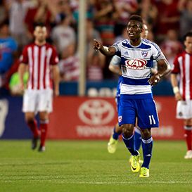 Dallas with Escobar defeat Chivas