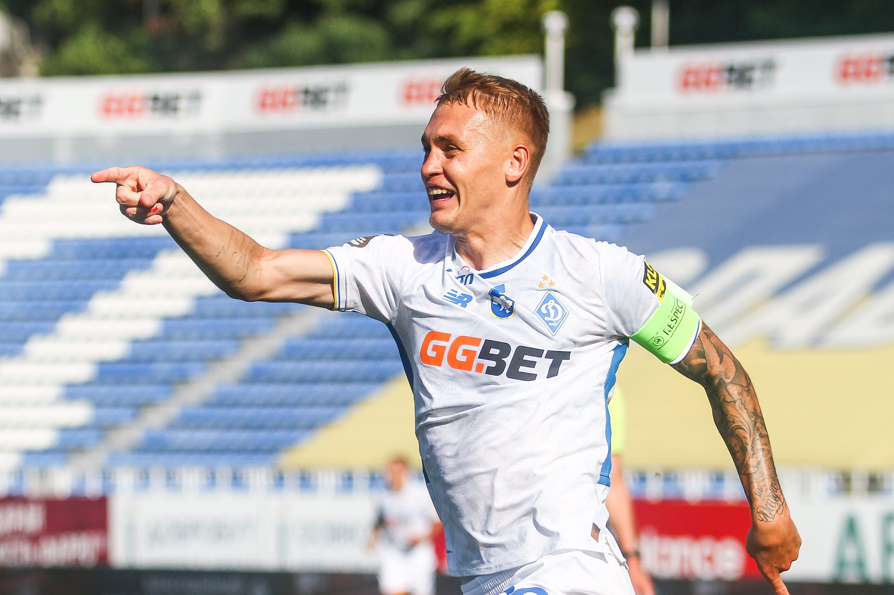 Голосуйте за динамівців у номінації на найкращого гравця та тренера серпня