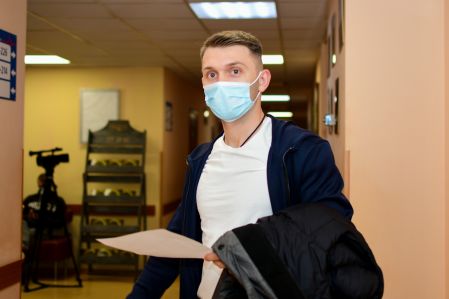 First group of Dynamo players has medical examination (VIDEO)