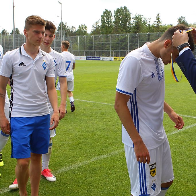 Dynamo U-21 awarded with golden medals and cup