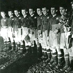 Epochal triumph sixty years ago: “cossack” pants, preferans and football