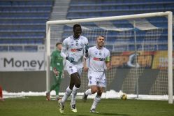 Дебютний гол Аліу Тіаре за «Динамо»