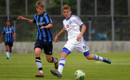 Serhiy Kosovskyi scores from kick-off circle! (+ VIDEO)