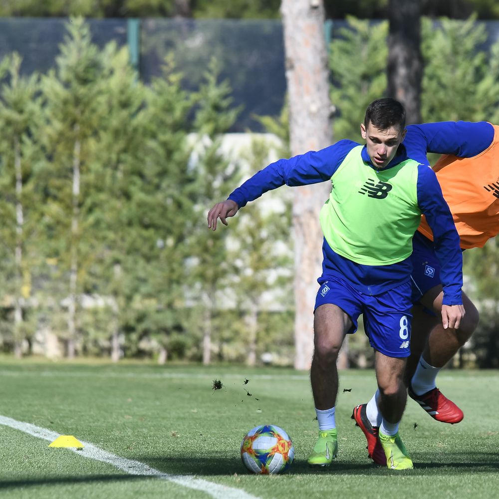 Dynamo at the training camp: morning work (VIDEO)