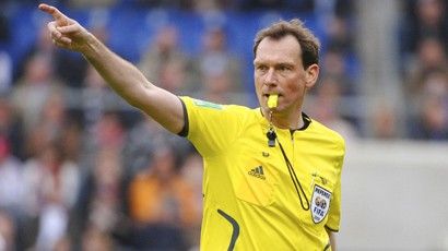 Stoke City – Dynamo: Refereeing team from Germany