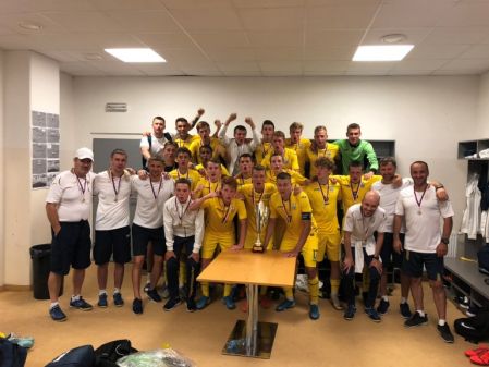 Ukraine U-18 with Dynamo players win Vaclav Jezek tournament