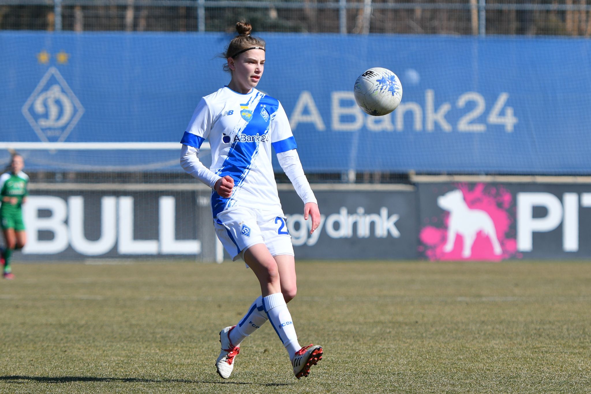 Тетяна Бондаренко зіграла за збірну України WU19 проти Ісландії у другому раунді відбору Євро-2023