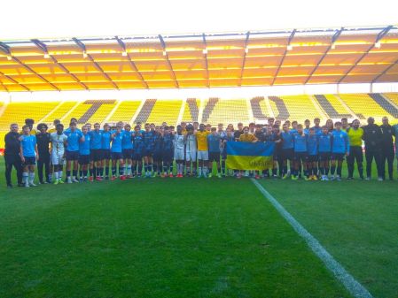 «Динамо» U16/15 впевнено перемогло «Алеманію» U16 у контрольному матчі