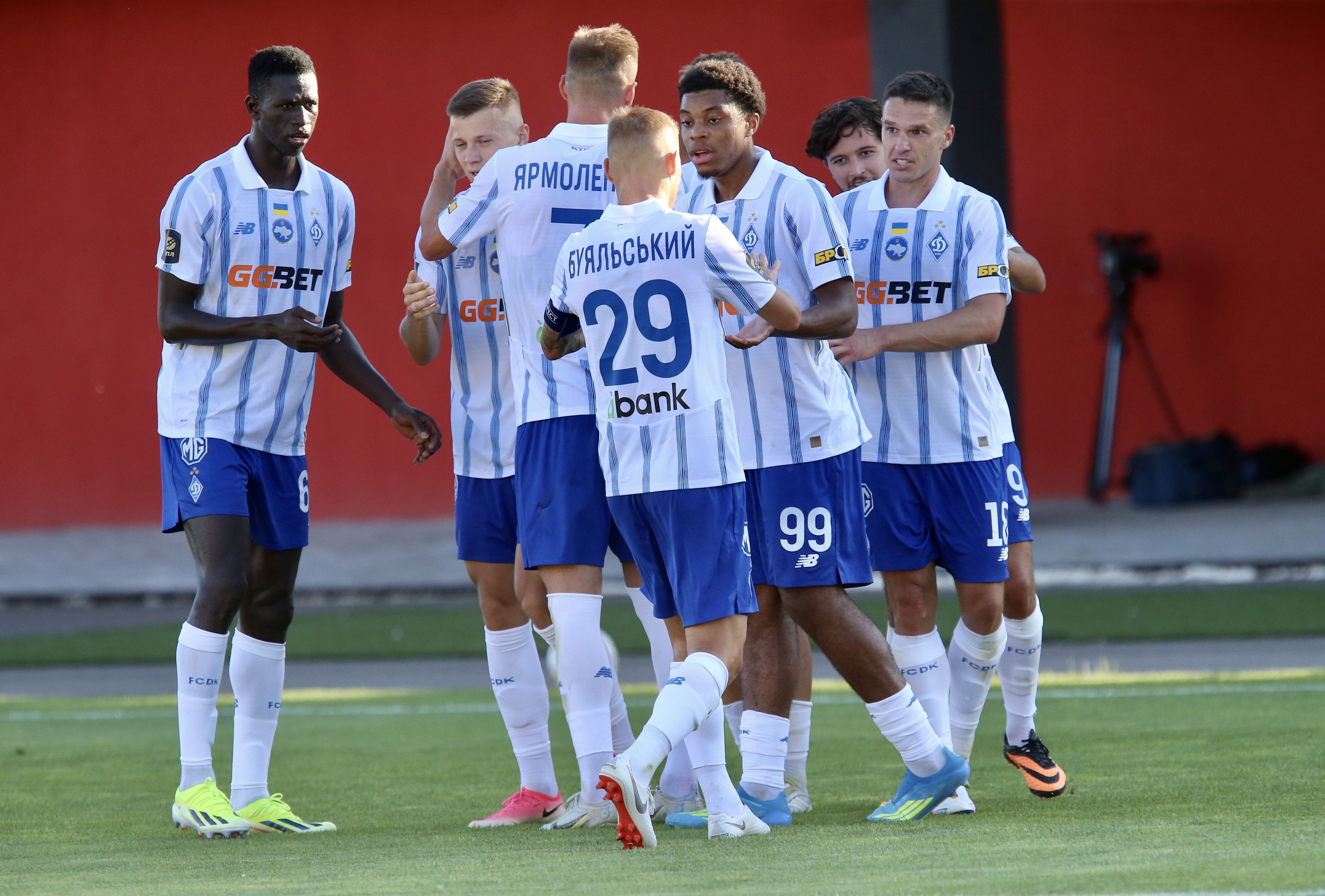 УПЛ. «Верес» – «Динамо» – 1:2. Звіт про матч