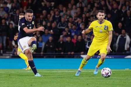 Three Dynamo players perform for Ukraine in Nations League match