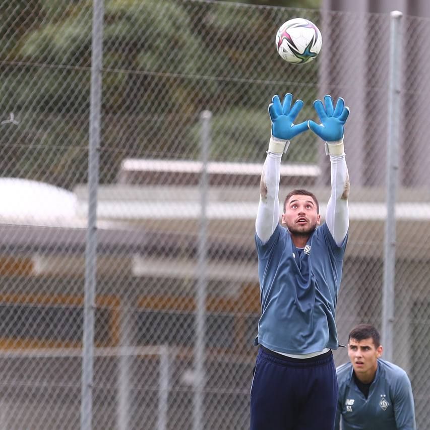 Dynamo goalkeepers training (VIDEO)