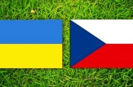 Україна U-20 із шістьма динамівцями мінімально поступилася Чехії