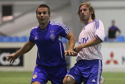 Students play friendly before the match in Kharkiv