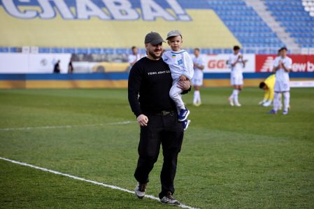 Історія сили та відданості