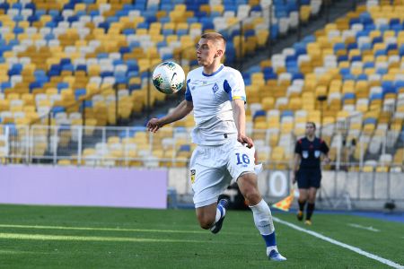 Vitaliy Mykolenko: “It’s nice that fans arranged a pyro-show for us”