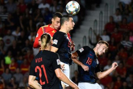 Croatia with Pivaric lose against Spain