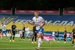 Володимир Бражко: «Двічі пішов на дальню стійку при стандарті – і двічі забив»