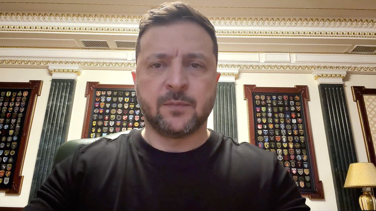 Тільки значні фінансові втрати примушують Росію думати про сценарій виходу з війни – звернення Президента