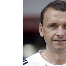 Dynamo – Metalurh D: Match officials