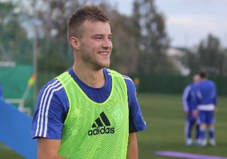 Andriy YARMOLENKO: “We must defeat our main opponents to secure the Champions League spot”