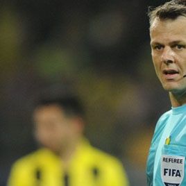 Björn Kuipers – Dynamo vs Rapid match referee