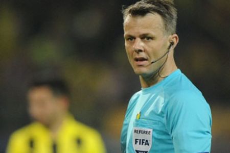 Björn Kuipers – Dynamo vs Rapid match referee