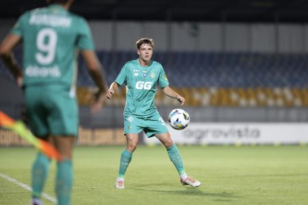 Vladyslav Zakharchenko made his debut for Dynamo
