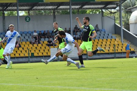 Nazar Voloshyn scores debut goal for Dynamo