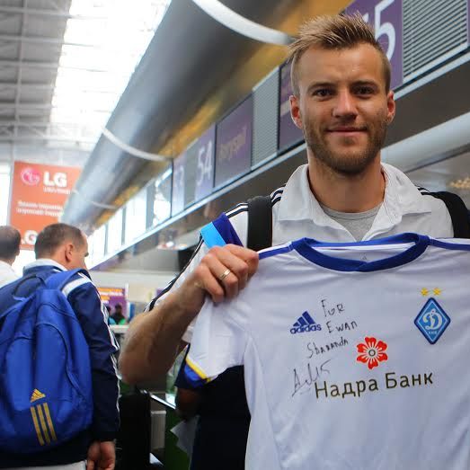 Present for Irish fan from Andriy Yarmolenko