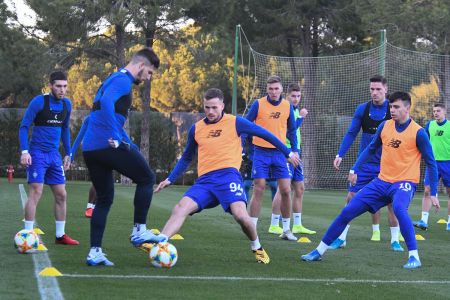 Fourth day of training camp: stretching and tactics