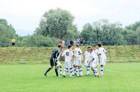 ДЮФЛУ (фінальна стадія). U-14. «Динамо» – «Карпати» – 3:1