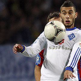 Younes BELHANDA: “It’s important to feel fans’ support especially when things go wrong”