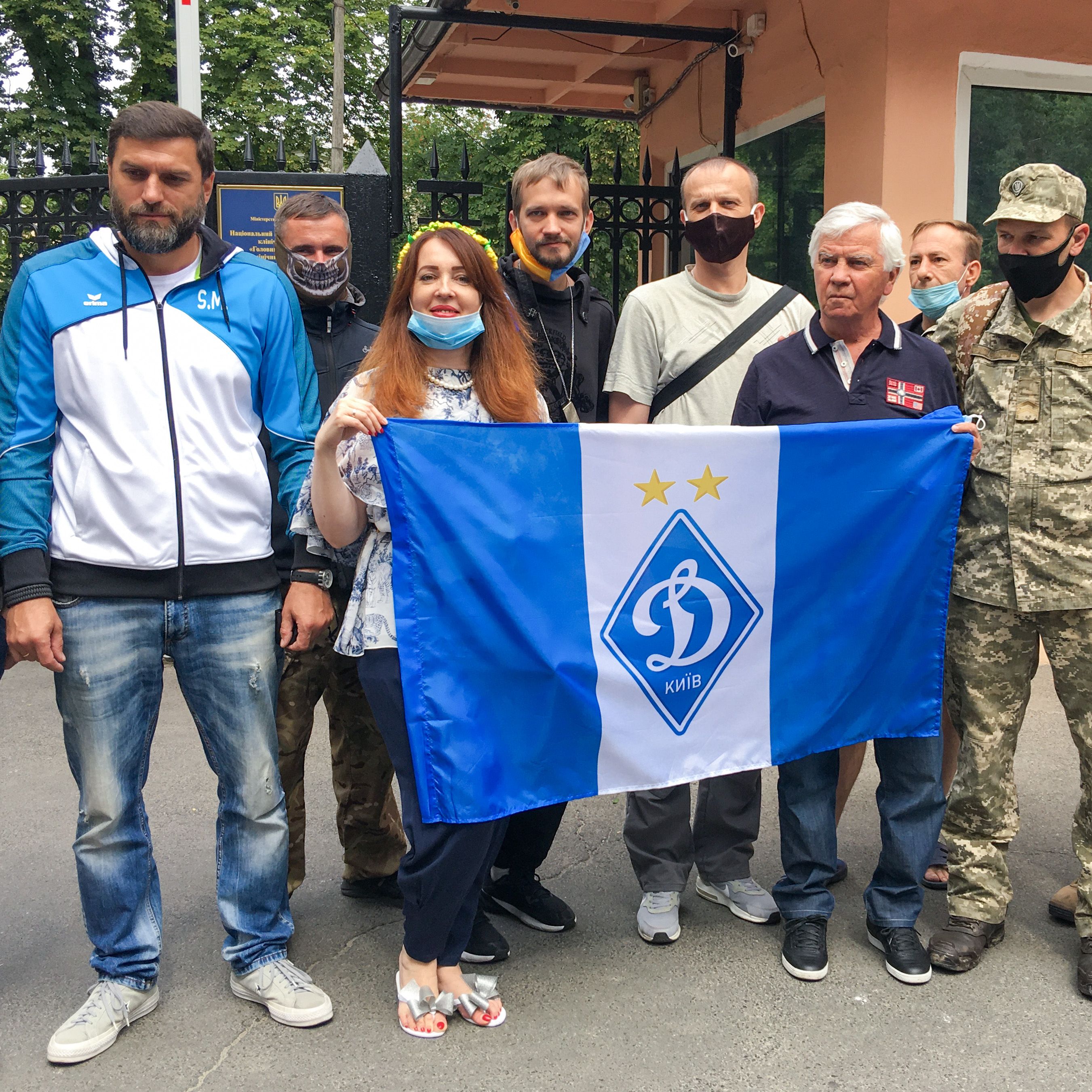 «Динамо» передало допомогу пораненим воїнам АТО/ООС