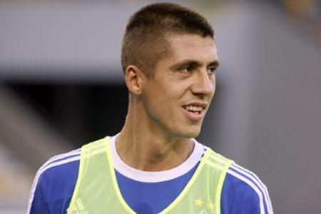 Yevhen KHACHERIDI having rehabilitation